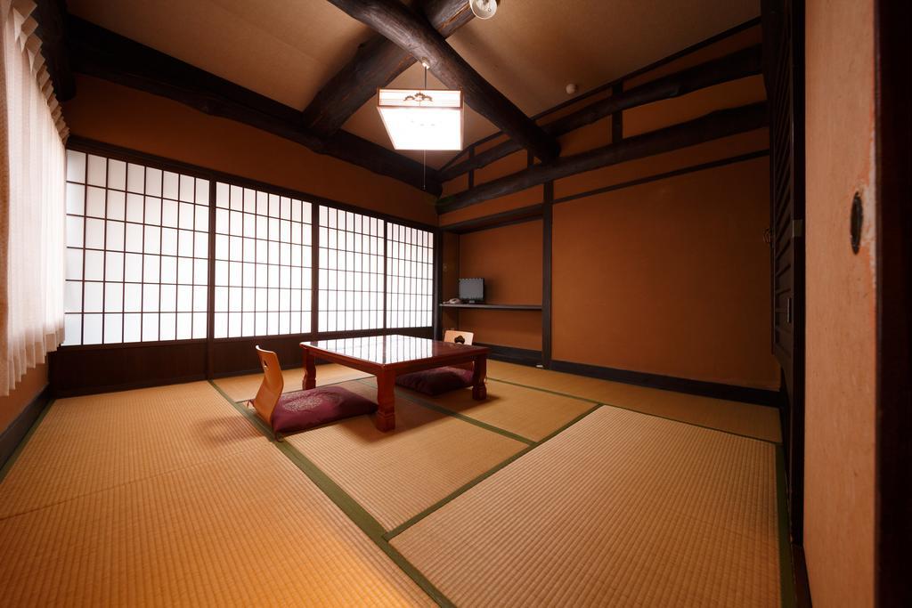 Yufuin Ryokan Tadaima מראה חיצוני תמונה