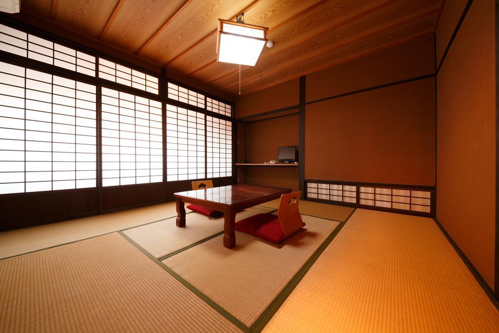 Yufuin Ryokan Tadaima מראה חיצוני תמונה